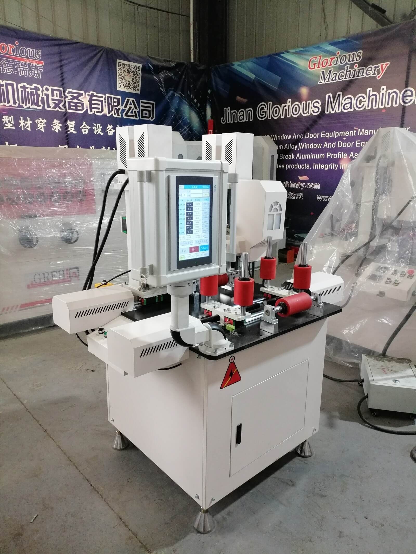 數(shù)控技術(shù)在鋁型材加工中滿足復(fù)雜形狀需求的方式